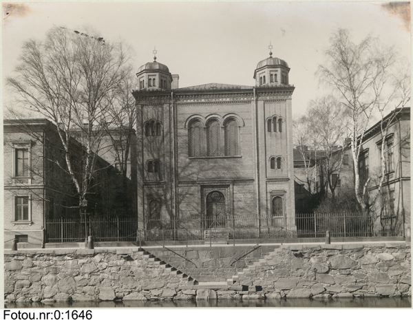 Historic photo of the Gothenburg Synagogue in 1901.